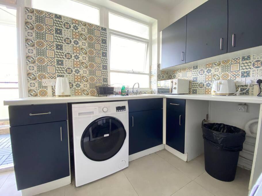 Charming Retreat In Pimlico Lejlighed London Eksteriør billede